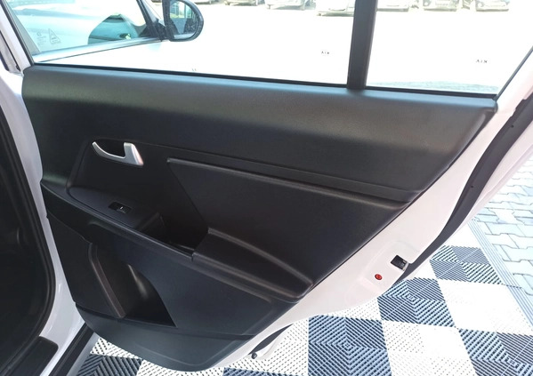 Kia Sportage cena 66500 przebieg: 74000, rok produkcji 2014 z Chrzanów małe 631